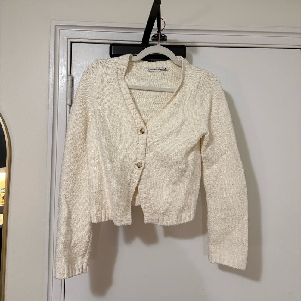 Abercrombie & Fitch Off-White Women's Cardigan